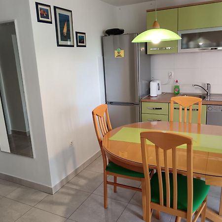 Apartments Tomas ベティナ エクステリア 写真