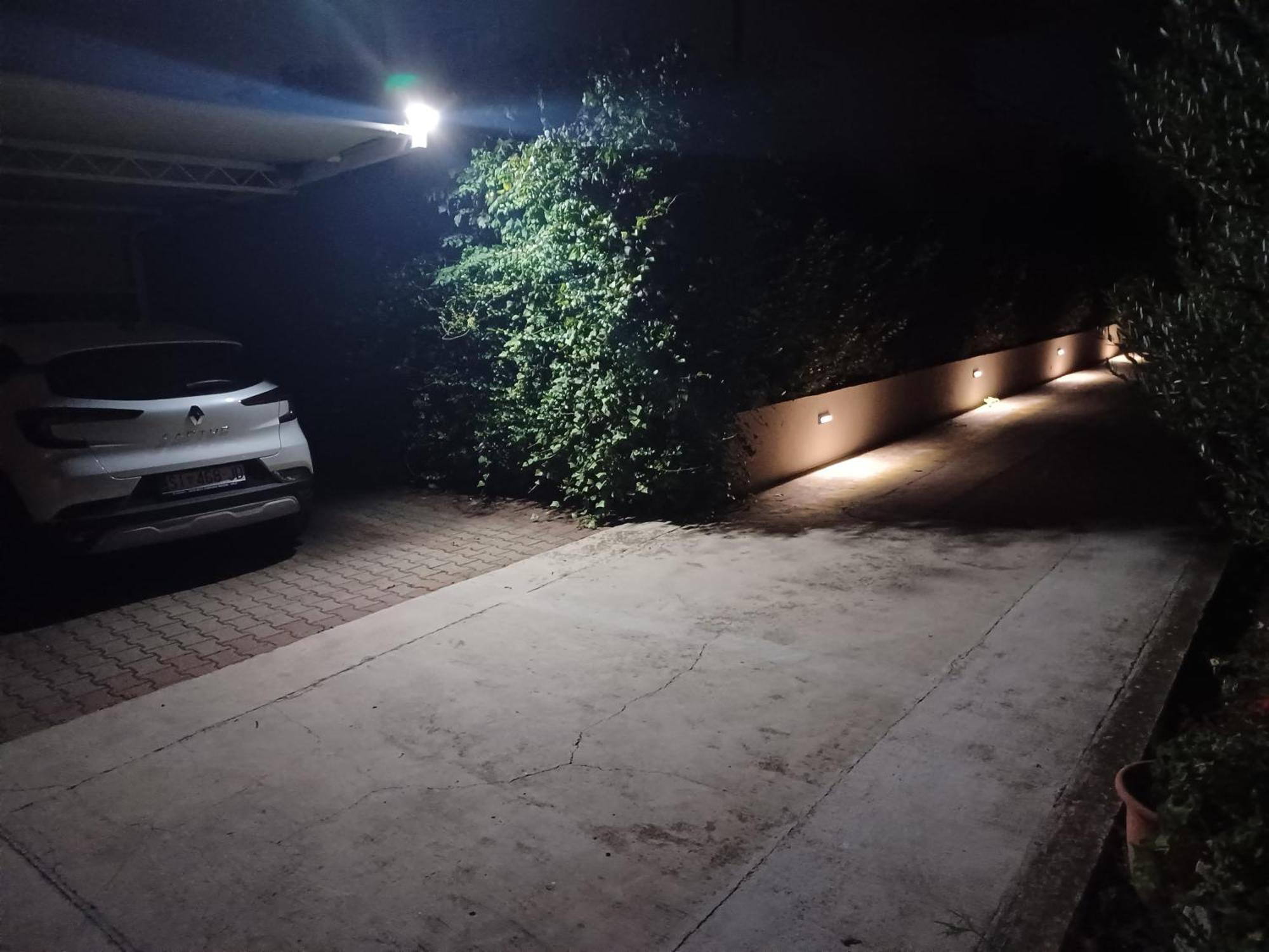 Apartments Tomas ベティナ エクステリア 写真